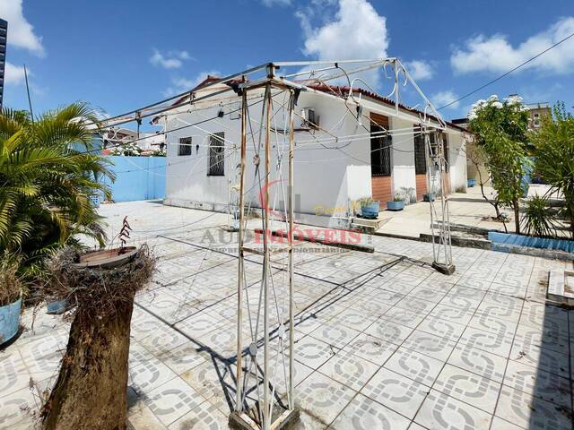 Casa usada para Venda em Fortaleza - 5